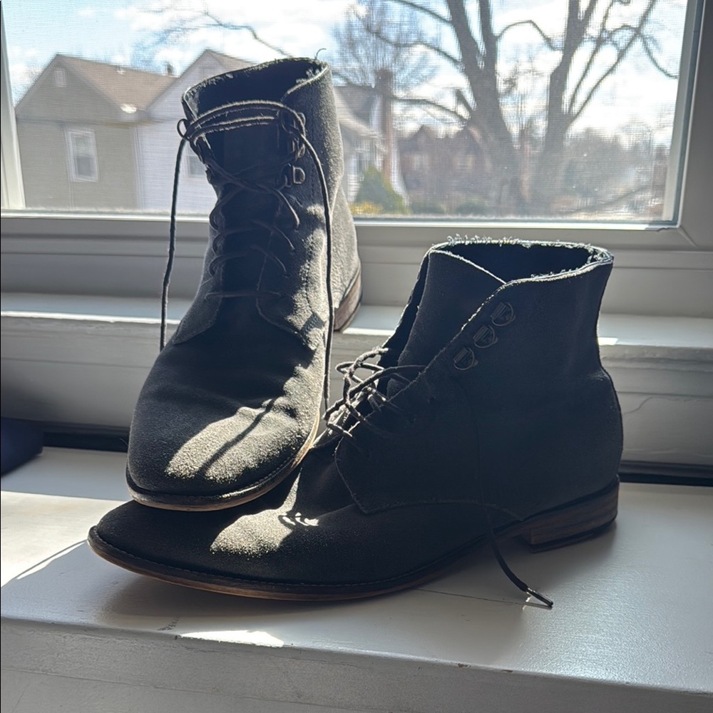 Men's Banana Republic Gray Lace Up Leather Boots
